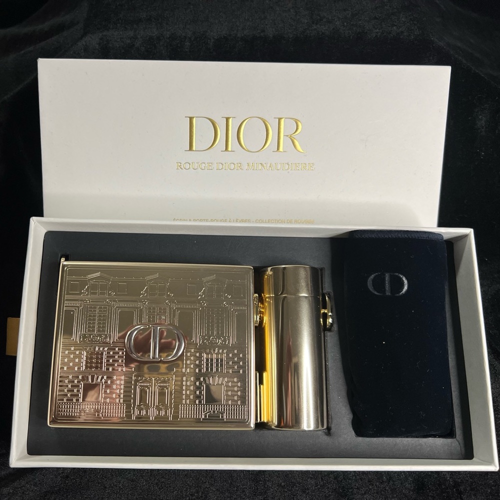 Brand new, never used in original box. Pristine condition